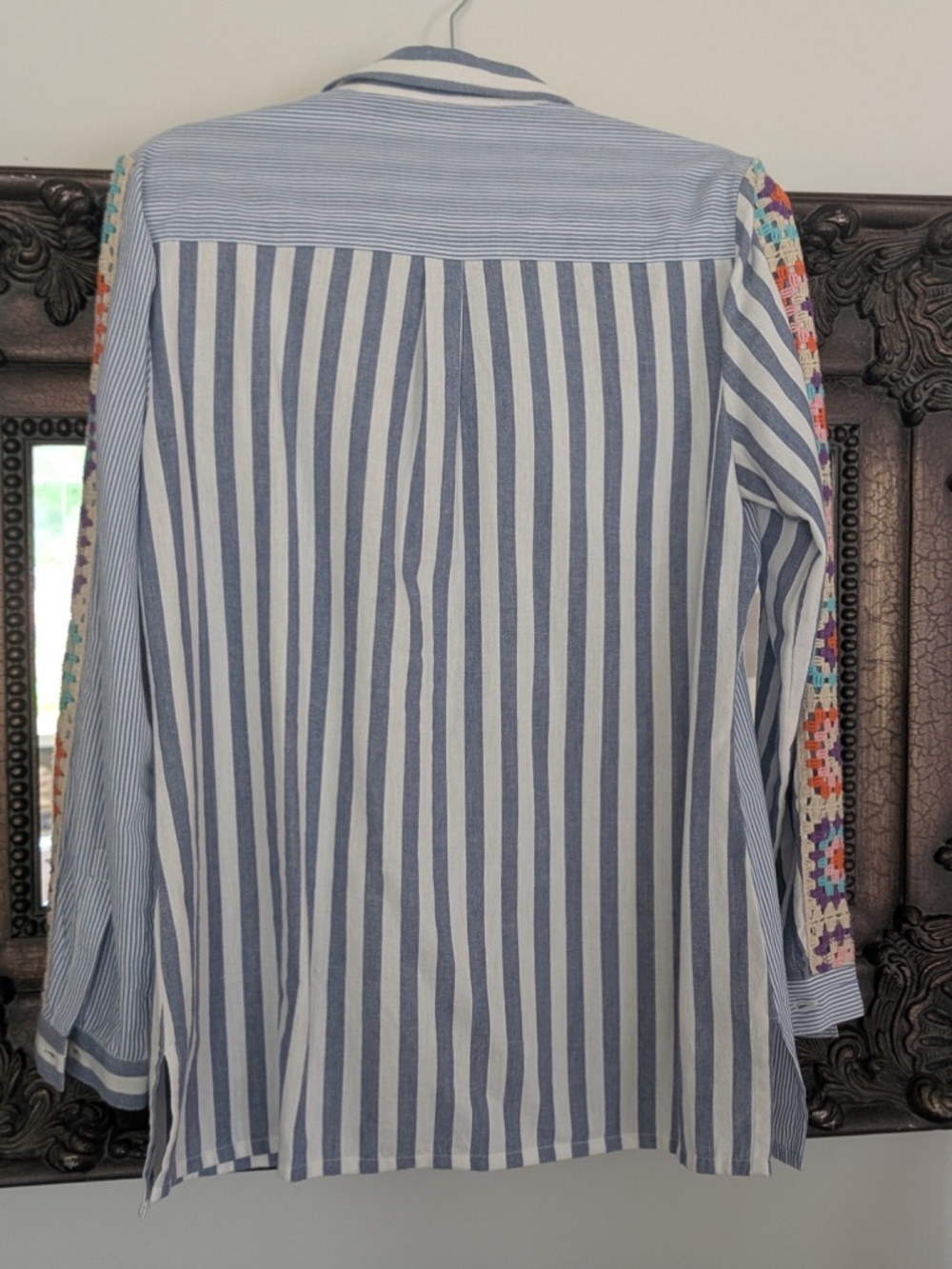 APNY Embroidered Button Down Shirt - Picture 4 of 4